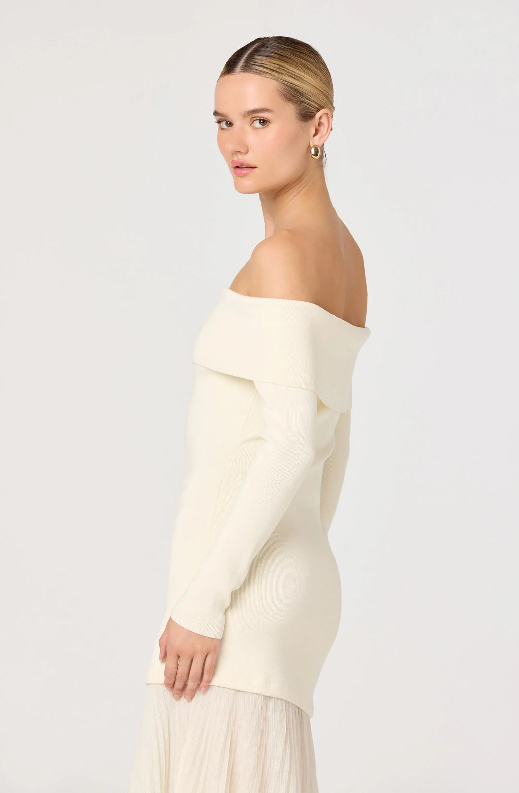 Lidia Off-Shoulder Pleated Midi Dress