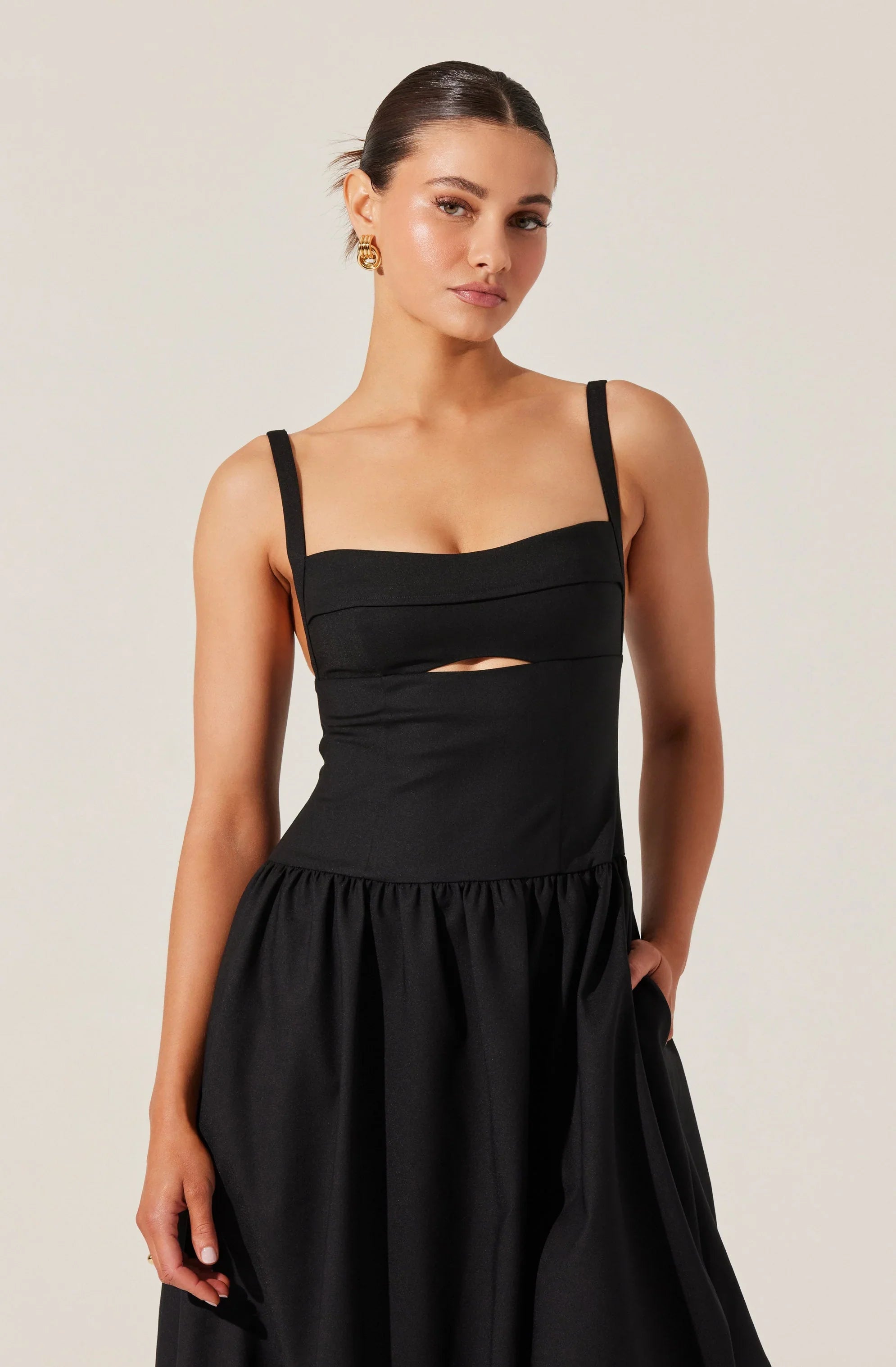 Jevi Sleeveless Bubble Midi Dress