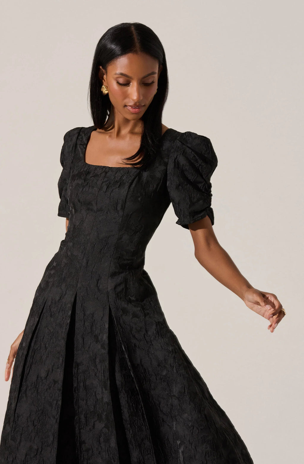 Mosella Jacquard Puff Sleeve Midi Dress