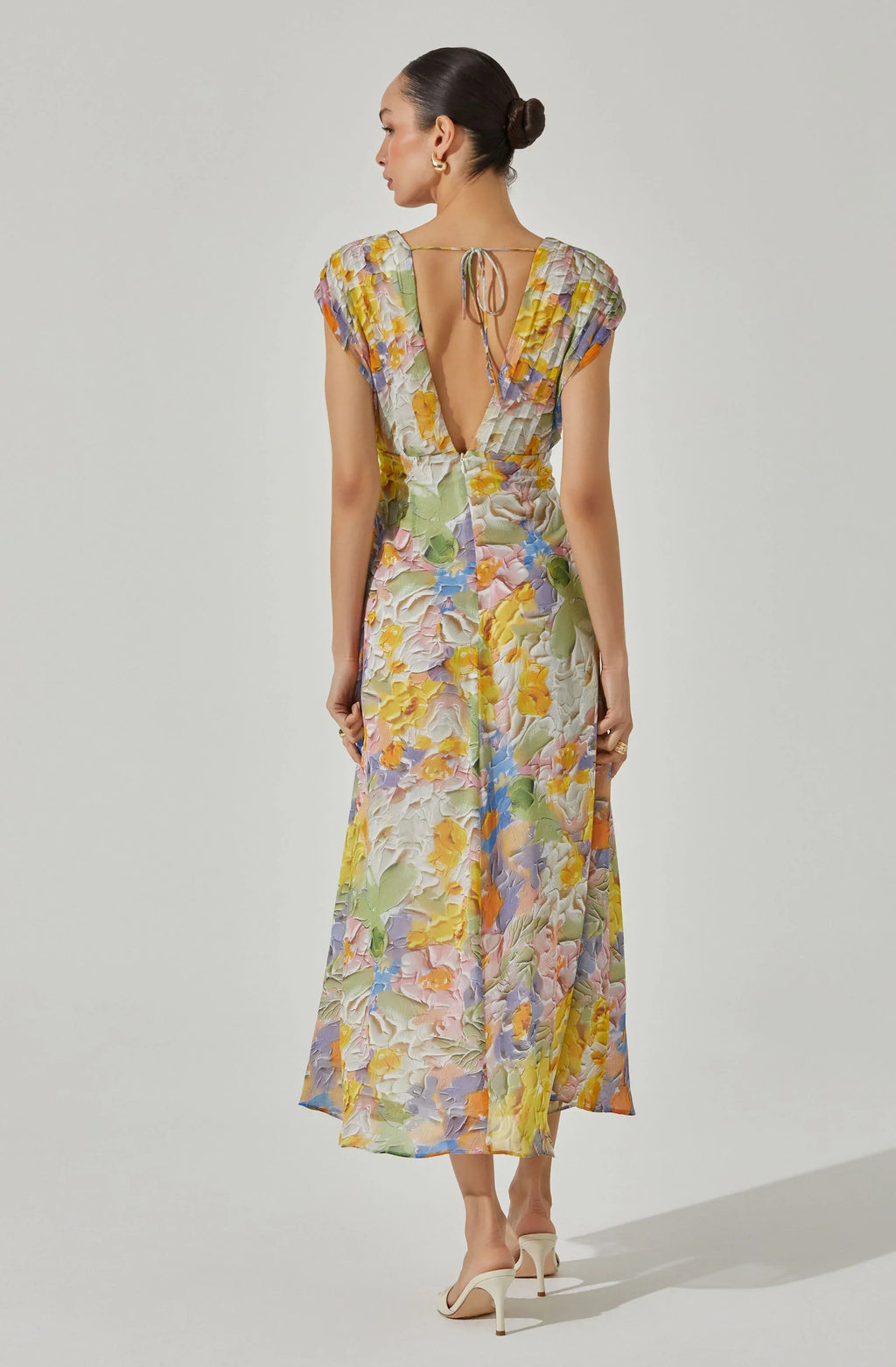 V-Neck Pleated Floral Midi Dress