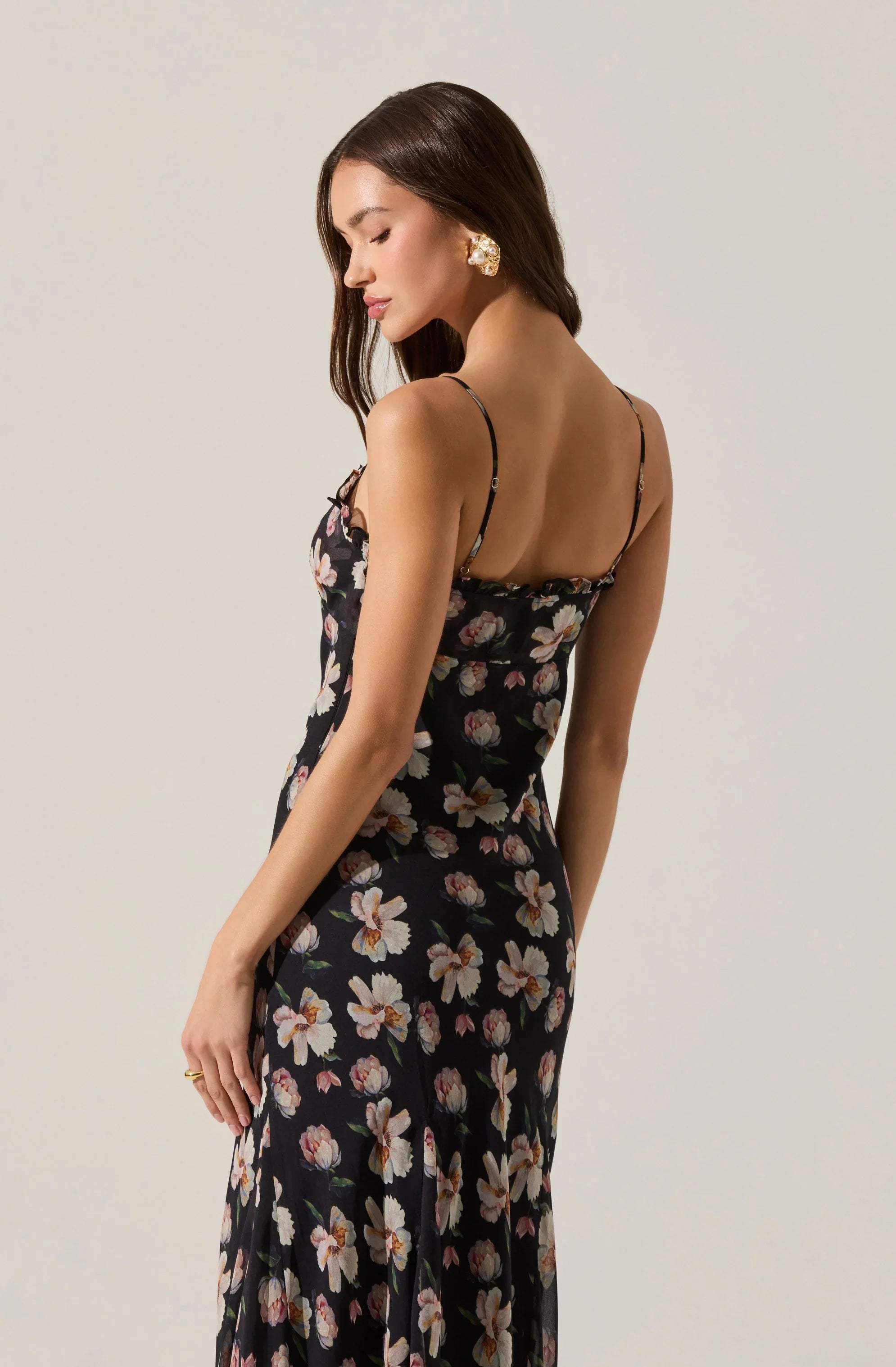 Maeryn Sweetheart Ruffle Maxi Dress