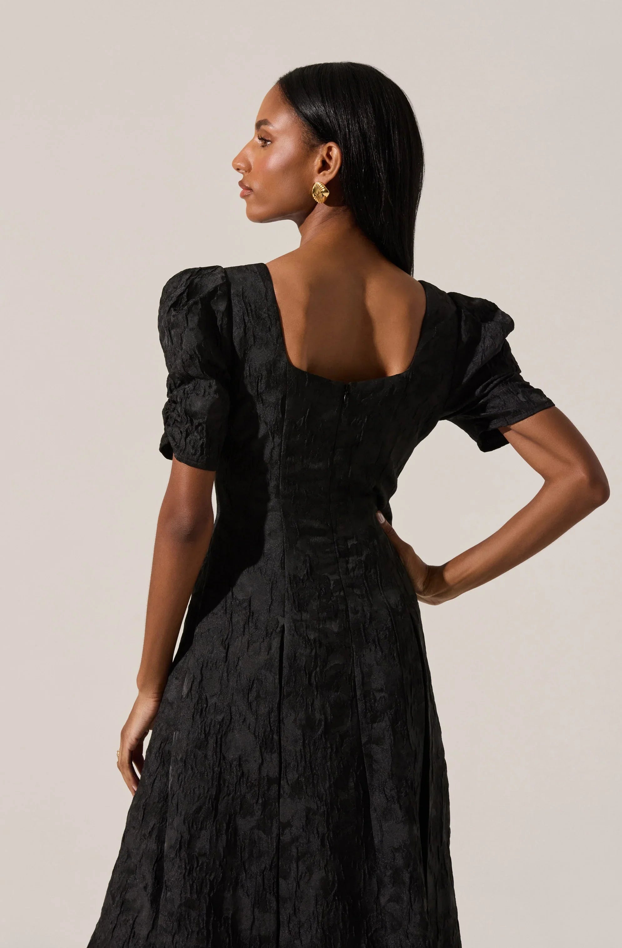 Mosella Jacquard Puff Sleeve Midi Dress