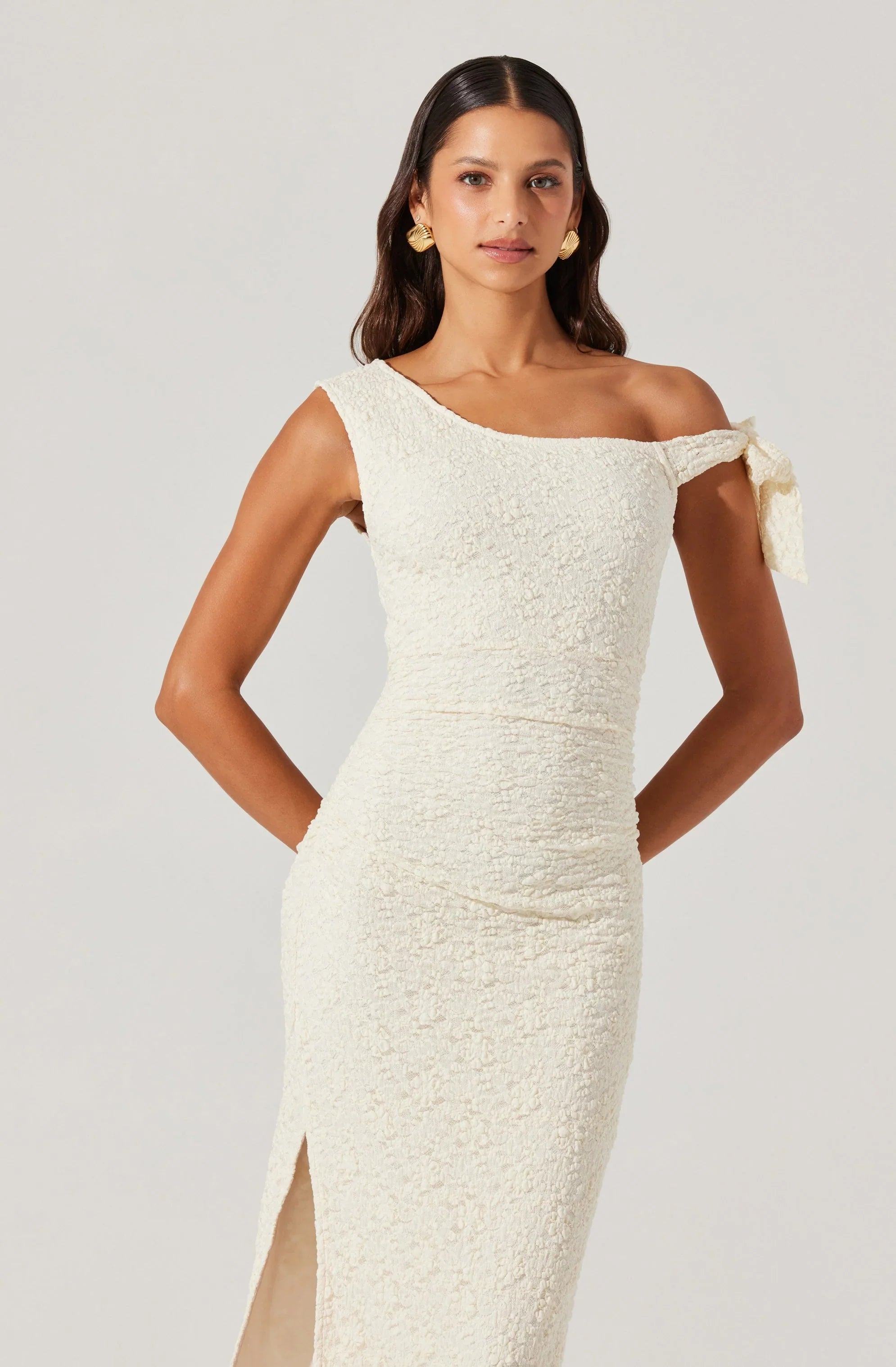 Emely Off Shoulder Midi Dress
