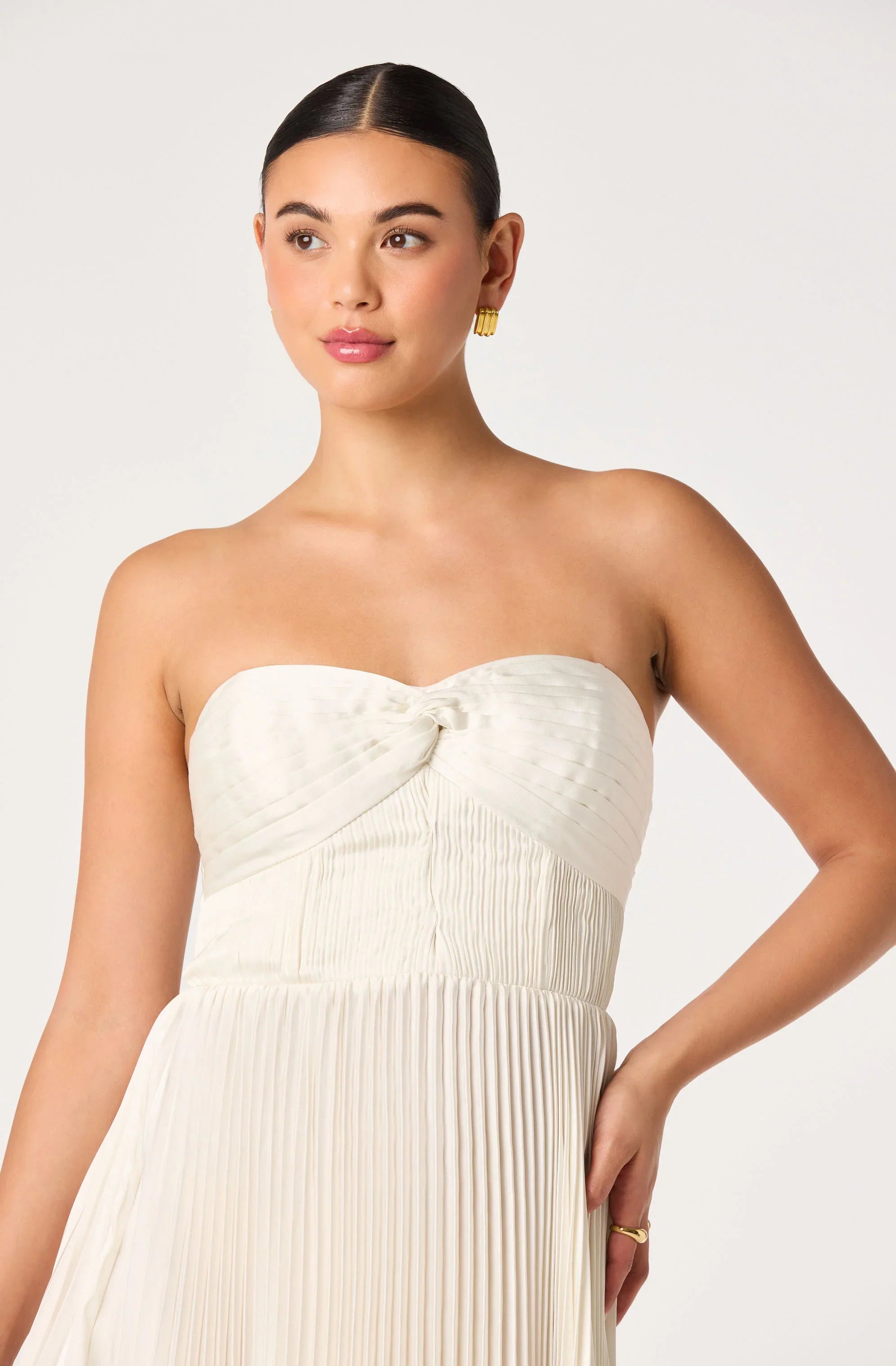 Ascella Sweetheart Pleated Midi Dress